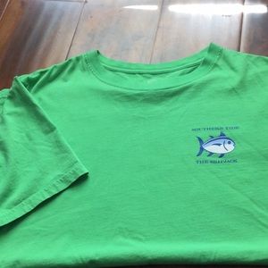 Southern Tide Green short sleeved tee